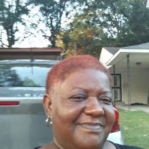 Meet your Posher, Loretta